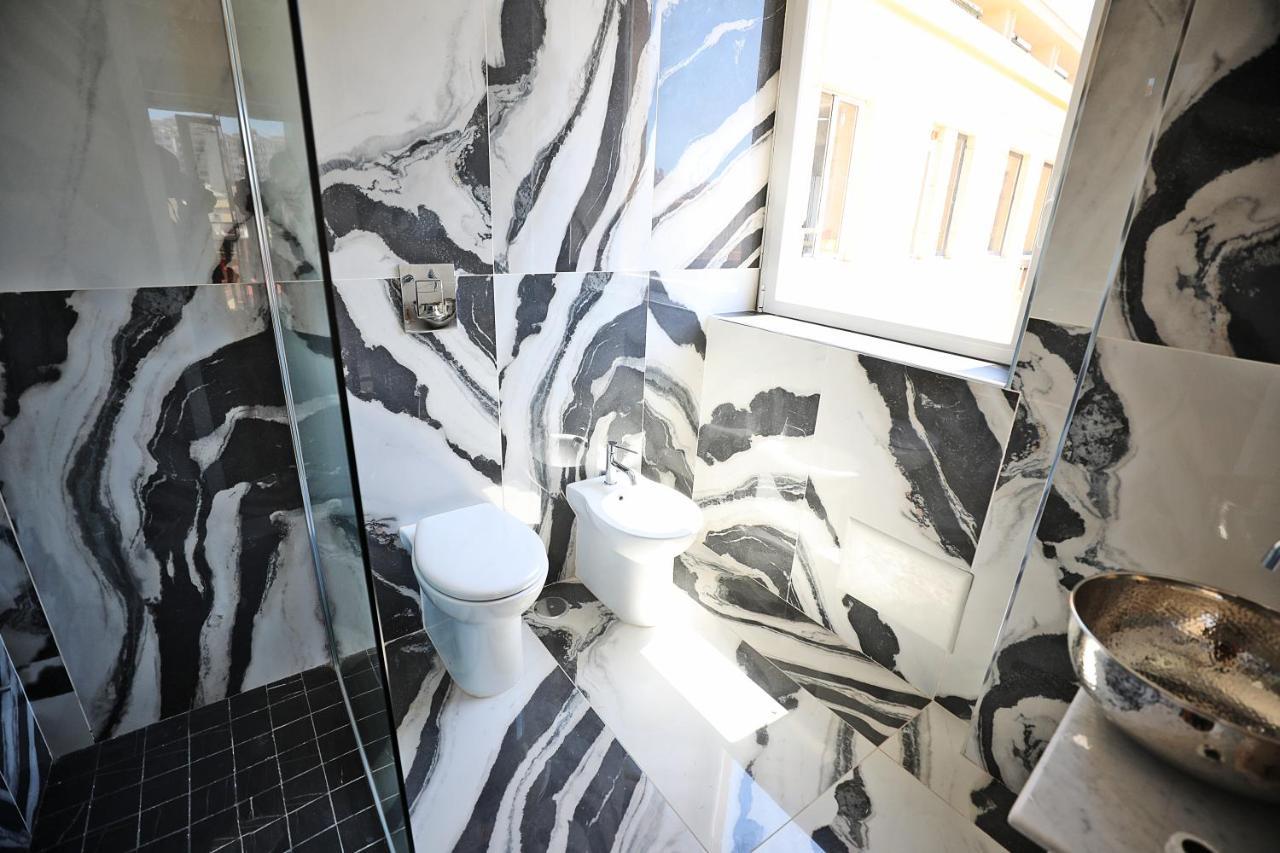 President Plaza Vip Suite Spa By Babylon Stay Naples Exterior photo
