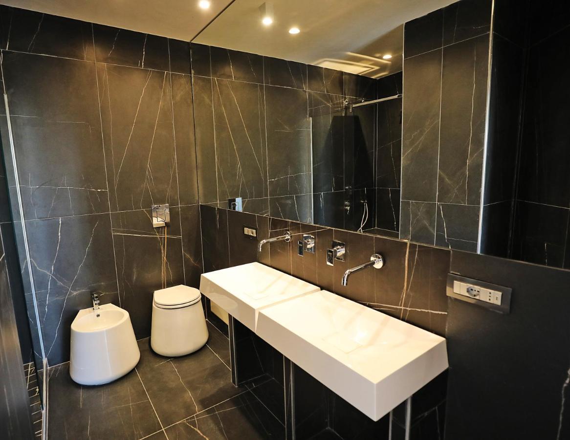 President Plaza Vip Suite Spa By Babylon Stay Naples Exterior photo