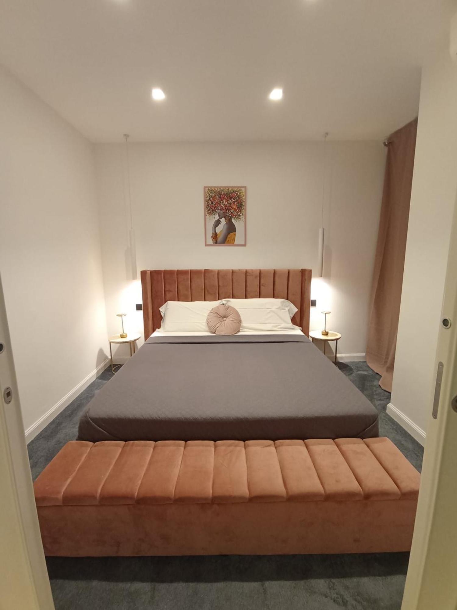 President Plaza Vip Suite Spa By Babylon Stay Naples Exterior photo